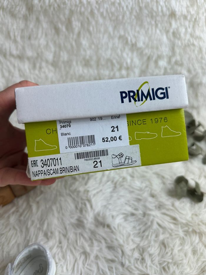 Paire de sandales blanches Primigi taille 21 - photo numéro 8