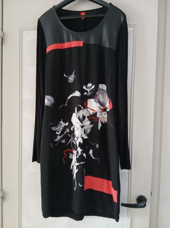 Robe noire Manches longues T:40