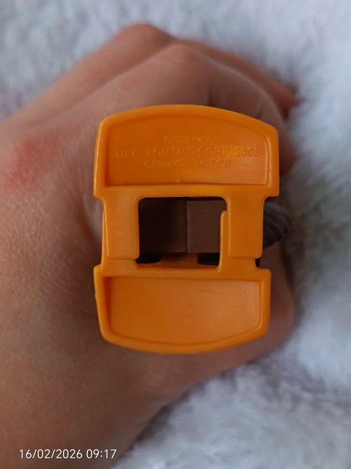 Figurine Chicken Little McDonald’s Disney 2005 - Jouet à remonter - photo numéro 3