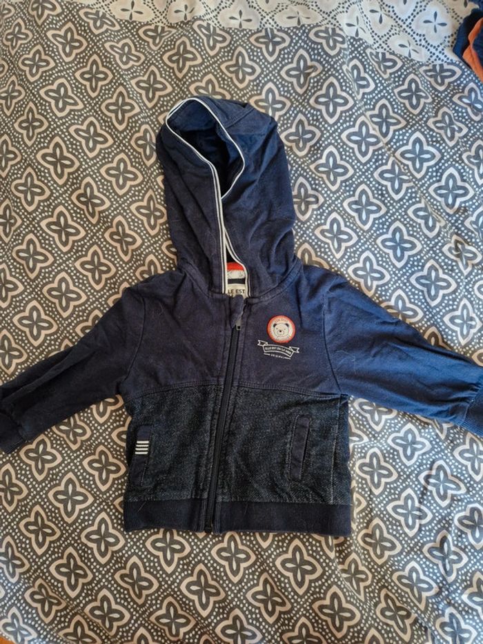 Veste à capuche 12 mois