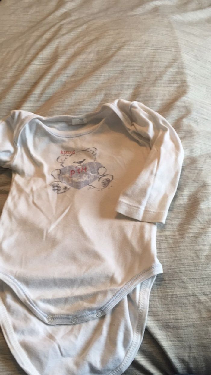 Bodies - photo numéro 2