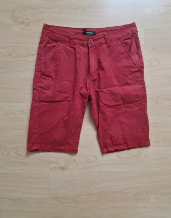 Short chino bordeaux homme