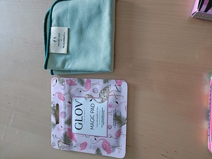 LOT ACCESSOIRES BEAUTE AVCE TROUSSE MANUCURE ET AUTRES - photo numéro 4