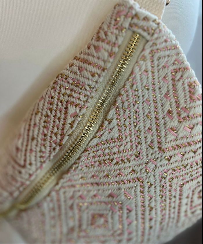 Sac banane neuf - photo numéro 2