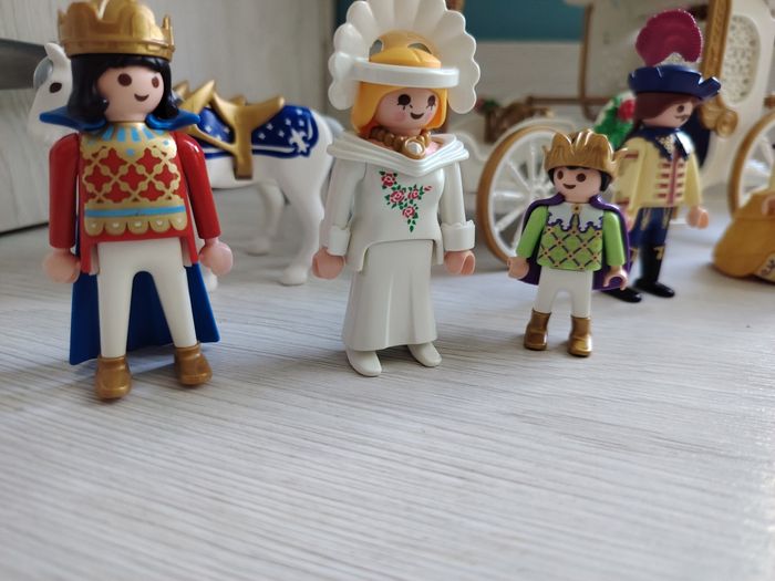 Superbe carrosse playmobil - photo numéro 2