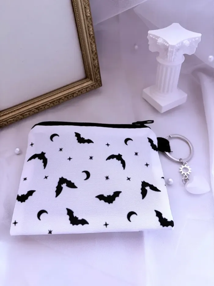 Porte monnaie Witch chauve souris avec porte clé cœur blanc - photo numéro 3