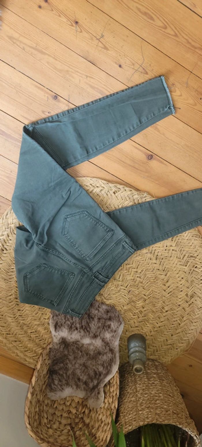 Joli jeans kaki Jennyfer Taille S Parfait état - photo numéro 5