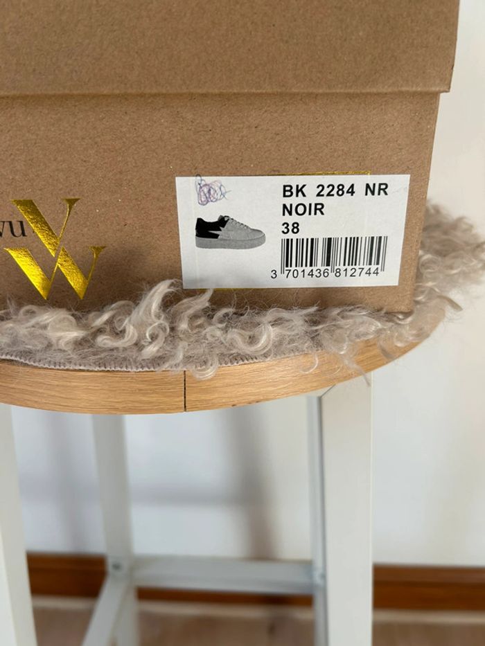 Baskets Vanessa Wu BK2284 NR - Taille 38 - photo numéro 3